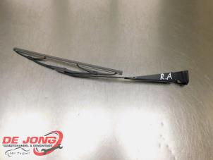Used Rear wiper arm Ford Transit Connect (PJ2) 1.5 EcoBlue Price € 36,54 Inclusive VAT offered by Autodemontagebedrijf de Jong