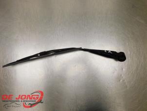Used Rear wiper arm Ford Transit Connect (PJ2) 1.5 EcoBlue Price € 36,54 Inclusive VAT offered by Autodemontagebedrijf de Jong
