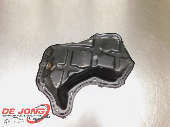 Usagé Couvercle carter Renault Clio IV (5R) 1.2 TCE 16V GT EDC Prix € 34,00 Règlement à la marge proposé par Autodemontagebedrijf de Jong