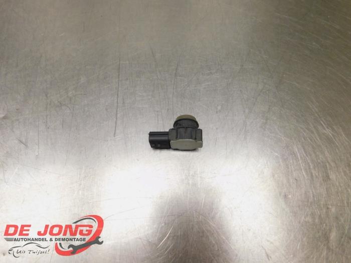 Usados Sensor PDC Renault Espace (RFCJ) 2.0 dCi 160 Precio € 19,90 Norma de margen ofrecido por Autodemontagebedrijf de Jong