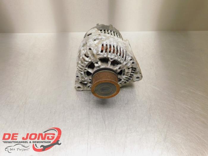 Gebrauchte Dynamo Mercedes E (W210) 2.4 E-240 V6 18V Preis € 64,99 Margenregelung angeboten von Autodemontagebedrijf de Jong