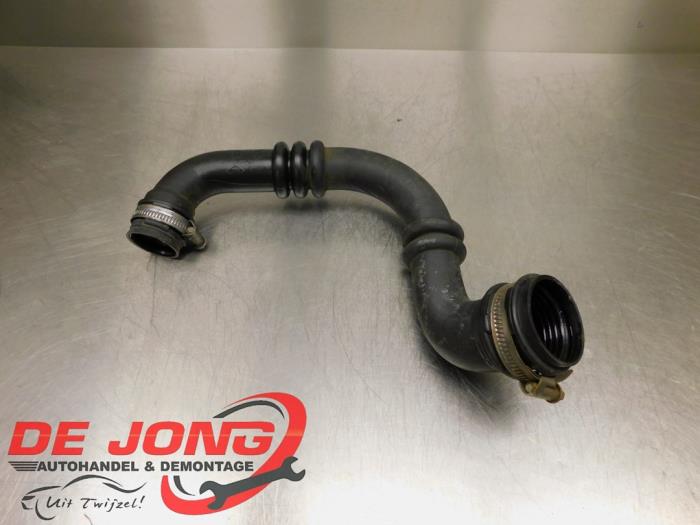 Usagé Tuyau intercooler Renault Clio III (BR/CR) 1.2 16V TCe 100 Prix € 14,99 Règlement à la marge proposé par Autodemontagebedrijf de Jong