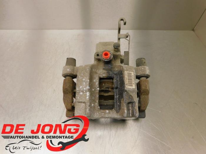 Gebrauchte Bremszange rechts hinten Peugeot 308 (L3/L8/LB/LH/LP) 1.6 BlueHDi 115 16V Preis € 28,90 Margenregelung angeboten von Autodemontagebedrijf de Jong