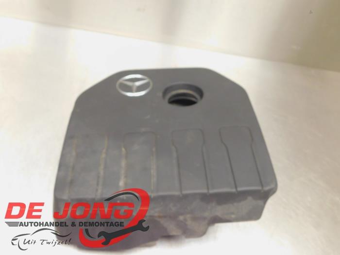 Engine cover from a Mercedes-Benz A (177.0) 1.3 A-200 Turbo 16V 2019