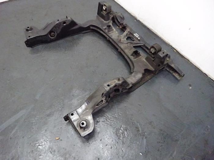 Subframe Mercedes B 2.0 B-200 CDI 16V - A1696200787 640941