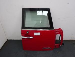 Używane Tylne drzwi samochodu dostawczego Mini Clubman (R55) 1.6 Cooper D Cena € 195,00 Procedura marży oferowane przez Autodemontagebedrijf de Jong