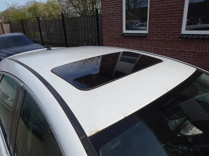 Używane Szyberdach Opel Astra J (PC6/PD6/PE6/PF6) 2.0 CDTI 16V 160 Ecotec Cena € 250,00 Procedura marży oferowane przez Autodemontagebedrijf de Jong