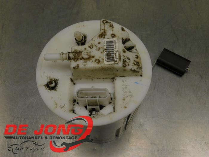Usagé Pompe d'injection Ford Fiesta 6 (JA8) 1.0 Ti-VCT 12V 65 Prix € 39,99 Règlement à la marge proposé par Autodemontagebedrijf de Jong