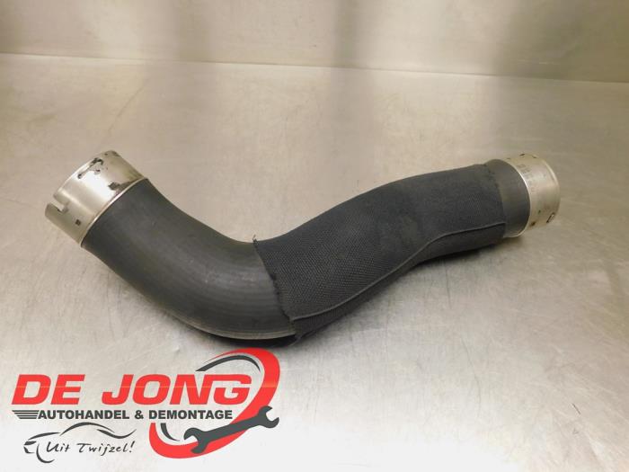 Used Intercooler Schlauch BMW 3 serie Touring (F31) 320d 2.0 16V Efficient Dynamics Edition Price € 24,00 Margin scheme offered by Autodemontagebedrijf de Jong