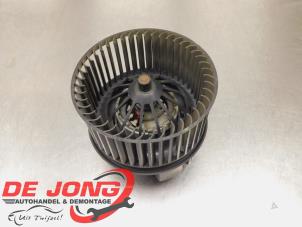 Usados Motor de ventilador de calefactor Ford Transit Connect (PJ2) 1.5 TDCi ECOnetic Precio € 34,99 Norma de margen ofrecido por Autodemontagebedrijf de Jong