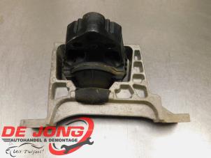 Used Engine mount Ford Transit Connect (PJ2) 1.5 TDCi ECOnetic Price € 29,99 Margin scheme offered by Autodemontagebedrijf de Jong