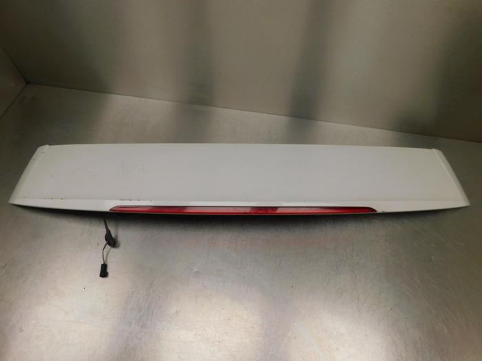 Tailgate spoiler
