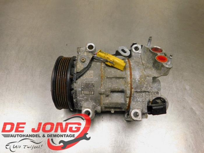 Usagé Compresseur de clim Opel Corsa F (UB/UH/UP) 1.5 CDTI 100 Prix € 194,99 Règlement à la marge proposé par Autodemontagebedrijf de Jong