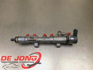 Used Fuel injector nozzle Opel Astra K Sports Tourer 1.5 CDTi 105 12V Price € 124,99 Margin scheme offered by Autodemontagebedrijf de Jong