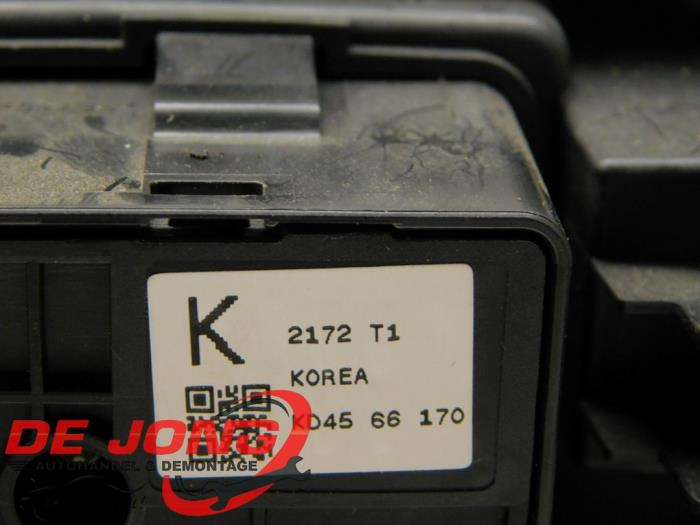 AIH headlight switch from a Mazda CX-5 (KE,GH) 2.2 SkyActiv-D 150 16V 2WD 2012