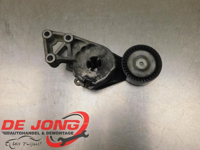Usados Rodillo tensor correa múltiple Volkswagen Jetta III (1K2) 1.6 Precio € 19,99 Norma de margen ofrecido por Autodemontagebedrijf de Jong