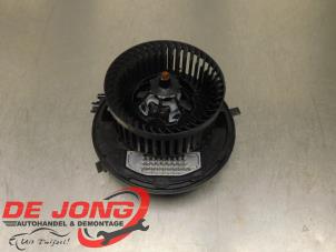 Usados Motor de ventilador de calefactor Volkswagen Passat Alltrack (3G5) 2.0 TDI 16V 190 4Motion Precio € 49,99 Norma de margen ofrecido por Autodemontagebedrijf de Jong