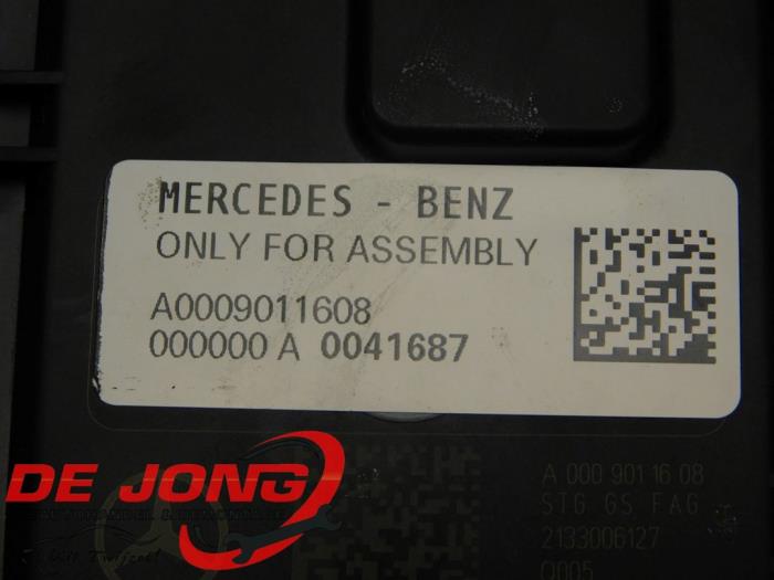 Steuergerät Automatikkupplung van een Mercedes-Benz Sprinter 3,5t (907.6/910.6) 315 CDI 2.0 D FWD 2022