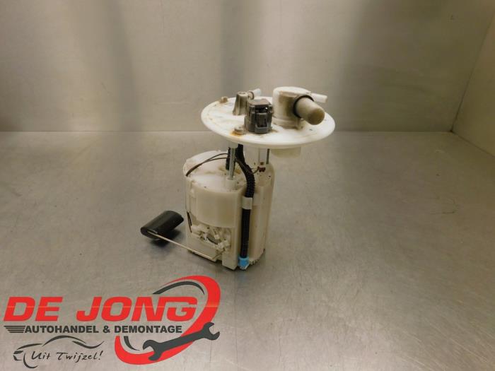 Usagé Pompe à carburant Kia Rio III (UB) 1.1 CRDi VGT 12V Prix € 34,99 Règlement à la marge proposé par Autodemontagebedrijf de Jong