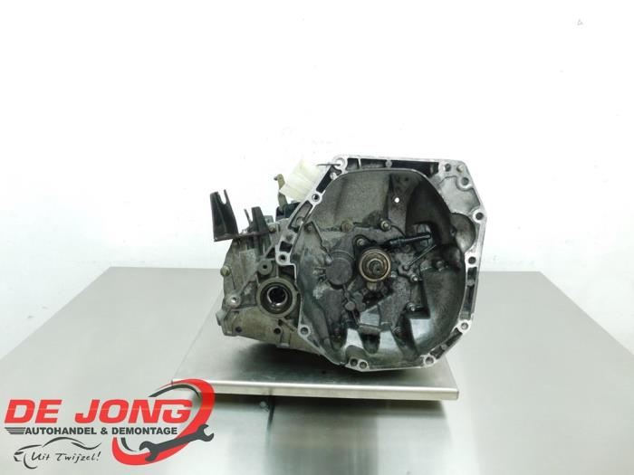 Gebrauchte Getriebe Nissan Micra C+C (K12) 1.6 16V Preis € 225,00 Margenregelung angeboten von Autodemontagebedrijf de Jong