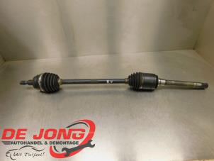 Used Front drive shaft, right Mercedes GLE (W166) 350d 3.0 V6 24V BlueTEC 4-Matic Price € 124,90 Margin scheme offered by Autodemontagebedrijf de Jong