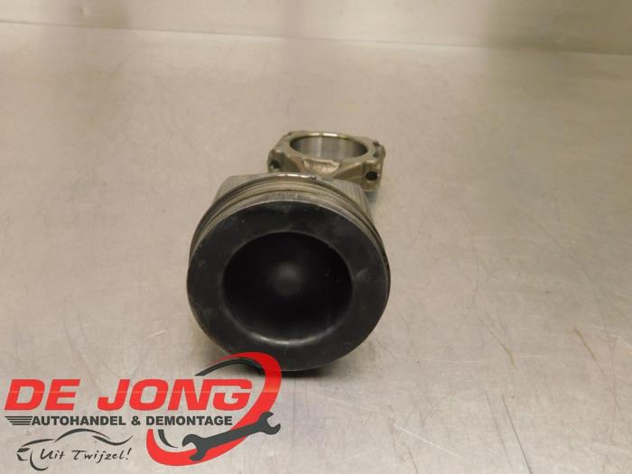 Usagé Piston Mazda CX-5 I (KE,GH) 2.2 SkyActiv-D 150 16V 2WD Prix € 49,99 Règlement à la marge proposé par Autodemontagebedrijf de Jong