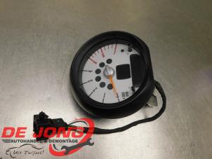 Used Tachometer Mini Clubman (R55) 1.6 Cooper D Price € 24,99 Margin scheme offered by Autodemontagebedrijf de Jong