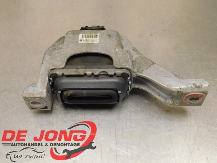 Used Engine mount Mini Clubman (R55) 1.6 Cooper D Price € 13,99 Margin scheme offered by Autodemontagebedrijf de Jong