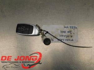 Used Key Mercedes A (177.0) 1.3 A-200 Turbo 16V Price € 82,45 Margin scheme offered by Autodemontagebedrijf de Jong
