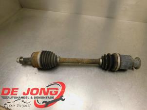 Used Front drive shaft, right Ssang Yong Tivoli 1.6 e-XDi 16V 2WD Price € 125,00 Margin scheme offered by Autodemontagebedrijf de Jong