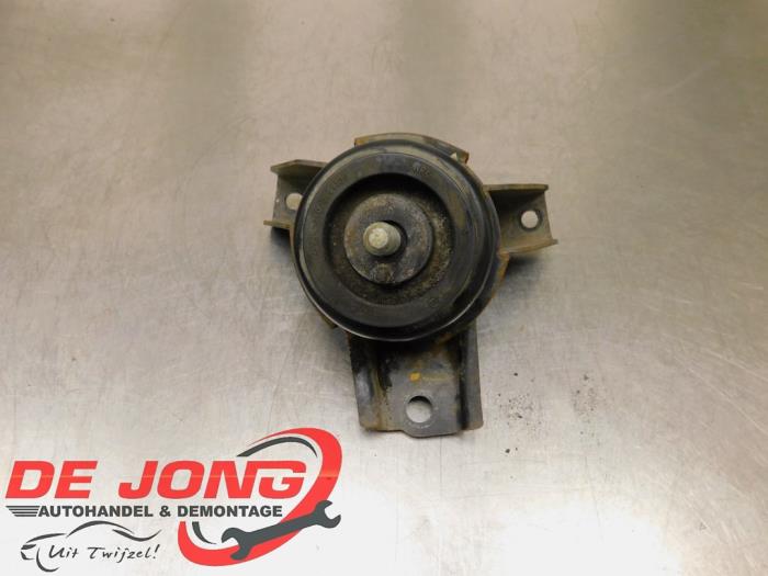 Usagé Support moteur Ssang Yong Tivoli 1.6 e-XDi 16V 2WD Prix € 40,00 Règlement à la marge proposé par Autodemontagebedrijf de Jong