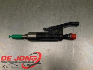 Usagé Injecteur (injection essence) BMW 1 serie (F20) 118i 1.5 TwinPower 12V Prix € 34,95 Règlement à la marge proposé par Autodemontagebedrijf de Jong