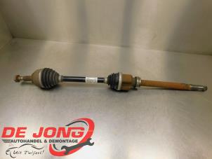 Used Front drive shaft, right Citroen Jumpy 2.0 Blue HDI 120 Price € 181,44 Inclusive VAT offered by Autodemontagebedrijf de Jong