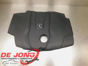 Gebrauchte Motor Schutzblech Mercedes C (W205) C-200d 2.2 16V Preis € 39,99 Margenregelung angeboten von Autodemontagebedrijf de Jong