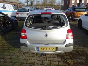 Used Towbar Renault Twingo II (CN) 1.2 Price € 124,99 Margin scheme offered by Autodemontagebedrijf de Jong