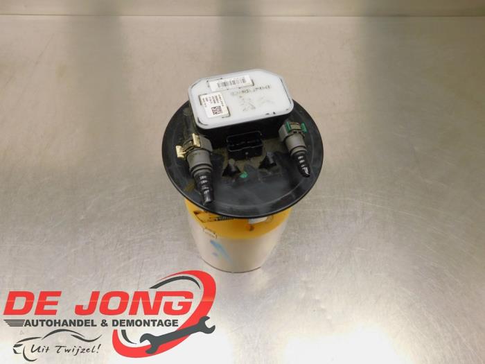 Usagé Pompe carburant électrique Opel Vivaro 2.0 CDTI 150 Prix € 108,84 Prix TTC proposé par Autodemontagebedrijf de Jong
