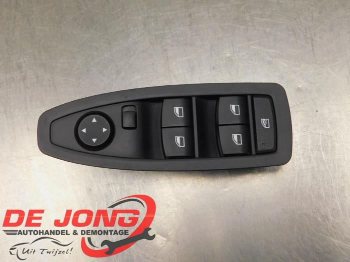 Używane Przelacznik combi okienny BMW 1 serie (F20) 120i 1.6 16V Cena € 18,90 Procedura marży oferowane przez Autodemontagebedrijf de Jong