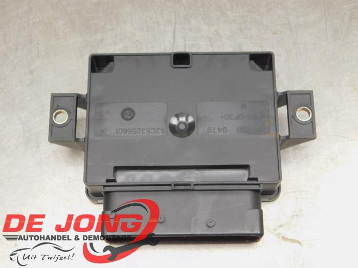Dig Vehicle Module Parking brake module Nissan Qashqai 1.2 12V DIG-T - 360326FL0A TRW