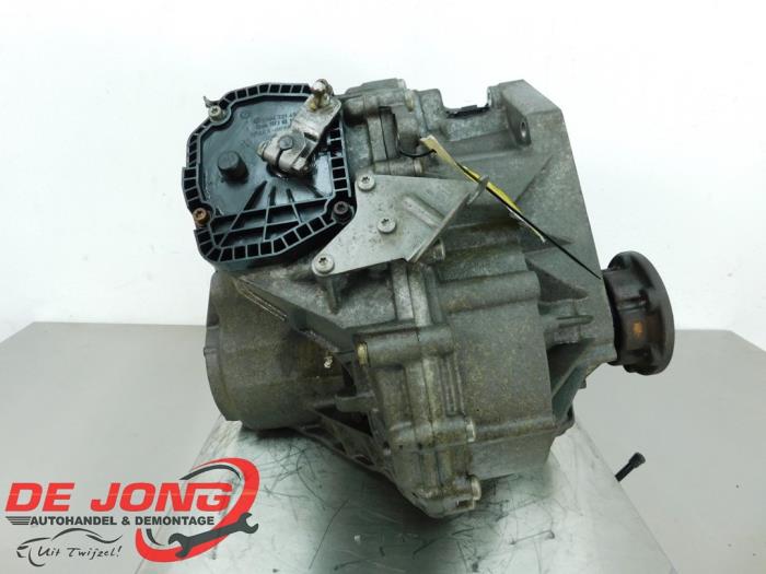 Gearbox from a Seat Ibiza ST (6J8) 1.2 TSI 2012