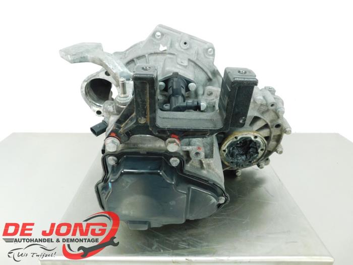 Gearbox from a Volkswagen Polo V (6R) 1.4 TDI 12V 90 2015