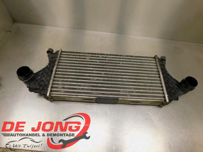 Usados Intercooler Mercedes ML III (166) 3.0 ML-350 BlueTEC V6 24V 4-Matic Precio € 211,70 Norma de margen ofrecido por Autodemontagebedrijf de Jong