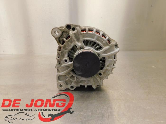 Begagnade Dynamo Volkswagen Polo VI (AW1) 1.0 MPI 12V Pris € 99,95 Marginaltabell erbjuds av Autodemontagebedrijf de Jong