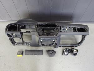 Gebrauchte Airbag Set + Modul Volkswagen Touran (5T1) 1.6 TDI Preis € 900,00 Margenregelung angeboten von Autodemontagebedrijf de Jong