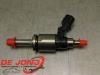 Injektor (Benzineinspritzung) van een Nissan Qashqai (J11), 2013 1.2 12V DIG-T, SUV, Benzin, 1.199cc, 85kW (116pk), HRA2, 2014-02 2018
