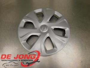 Used Wheel cover (spare) Opel Karl 1.0 12V Price € 20,00 Margin scheme offered by Autodemontagebedrijf de Jong