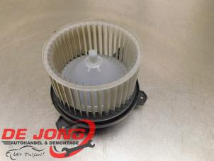 Used Heating and ventilation fan motor Opel Karl 1.0 12V Price € 29,99 Margin scheme offered by Autodemontagebedrijf de Jong