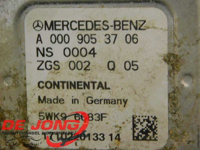 Catalizador de un Mercedes-Benz ML III (166) 3.0 ML-350 BlueTEC V6 24V 4-Matic 2014