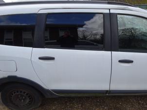 Used Rear door 4-door, right Dacia Lodgy (JS) 1.5 dCi FAP Price € 375,00 Margin scheme offered by Autodemontagebedrijf de Jong