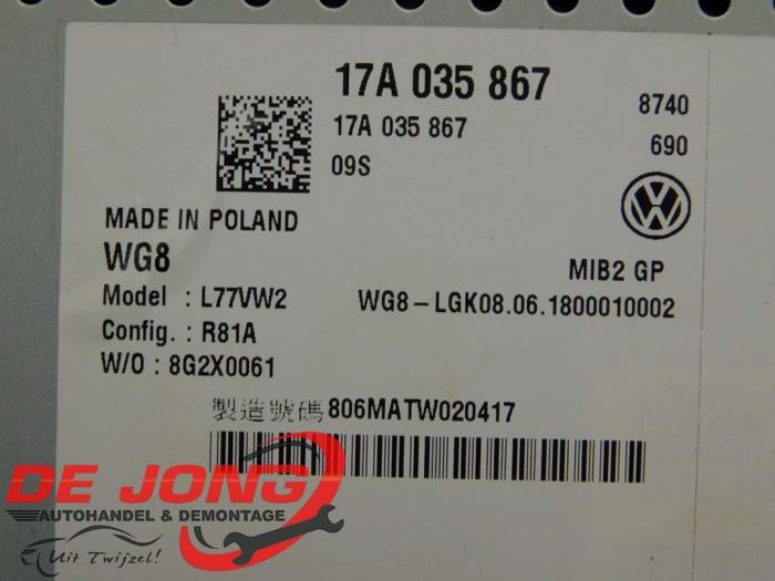 Radio de un Volkswagen Polo VI (AW1) 1.6 TDI 16V 95 2019
