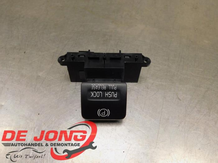 Gebrauchte Handbremse Schalter Volvo V60 I (FW/GW) 2.4 D5 20V Autom. Preis € 14,99 Margenregelung angeboten von Autodemontagebedrijf de Jong